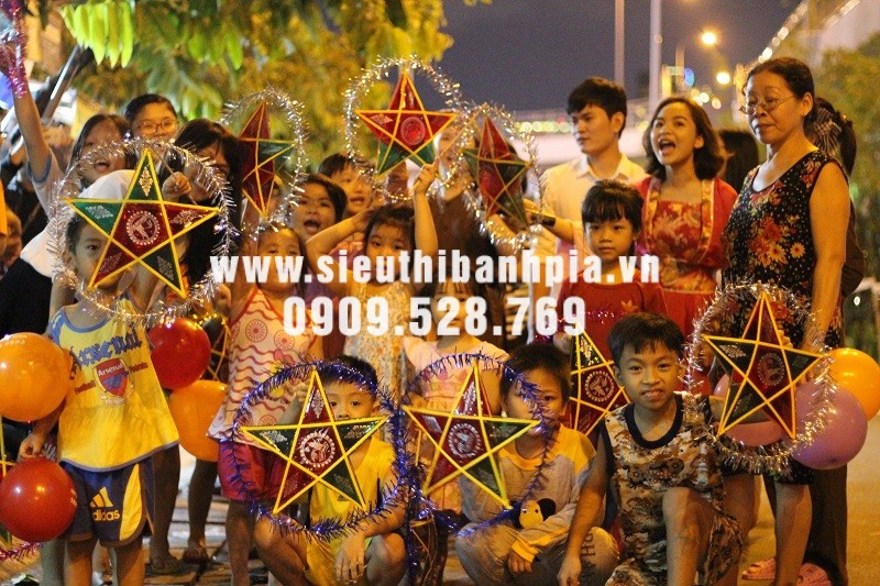 Tổ chức tết trung thu cho thiếu nhi