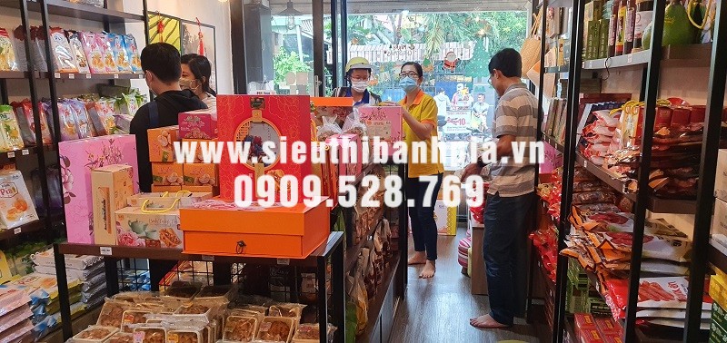 cửa hàng bánh kẹo quà tặng gần sân bay Tân Sơn Nhất